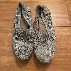 toms shoes lace​​​​​​​